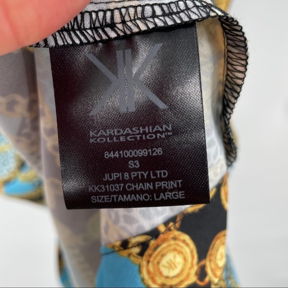 NEW! Blue Dress with Chain & Coin Print - Picture 13 of 15